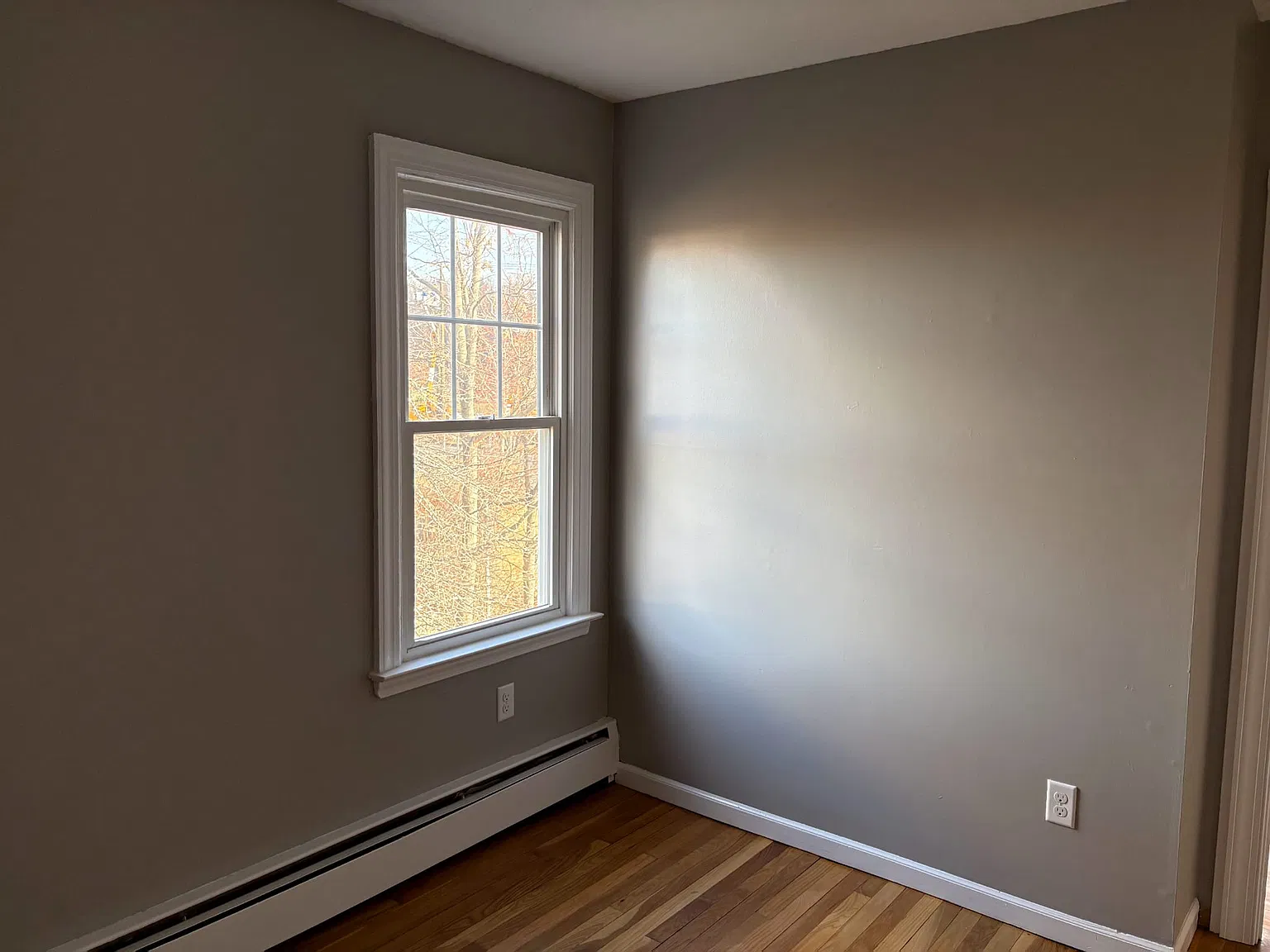 4 bed, 1.5 bath, 1560 sqft, $2,795 — Photo 4