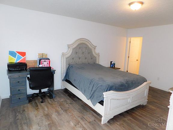 5th image of 1080 Marty Lee Ln