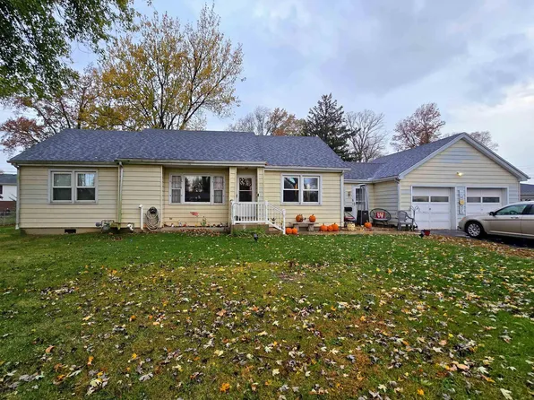 10 S Colonial Park Dr, Marion, IN 46953