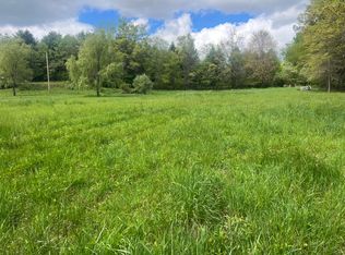 Country Wood Ln, Crawley, WV 24931