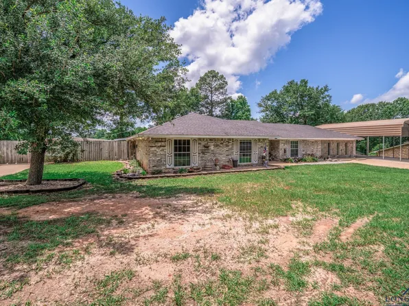 3365 Omie Dr, Longview, TX 75605