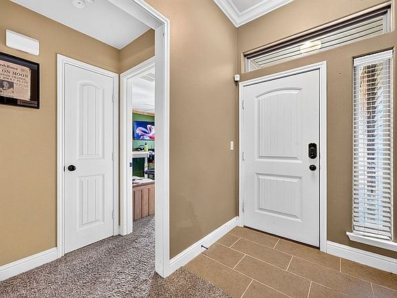 4th image of 1202 Prairie Ln