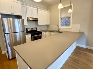 40 Manhattan Ave FLOOR 2, Jersey City, NJ 07307