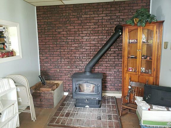 5th image of 62 Cherry St