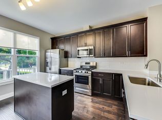 Webster Place, Highwood, IL 60040