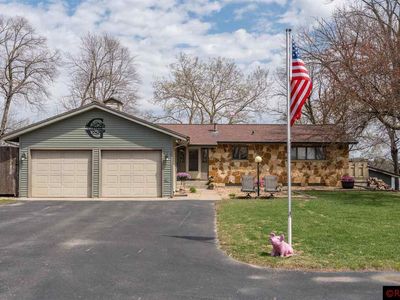 3796 Sioux Ln, Madison Lake, MN, 56063