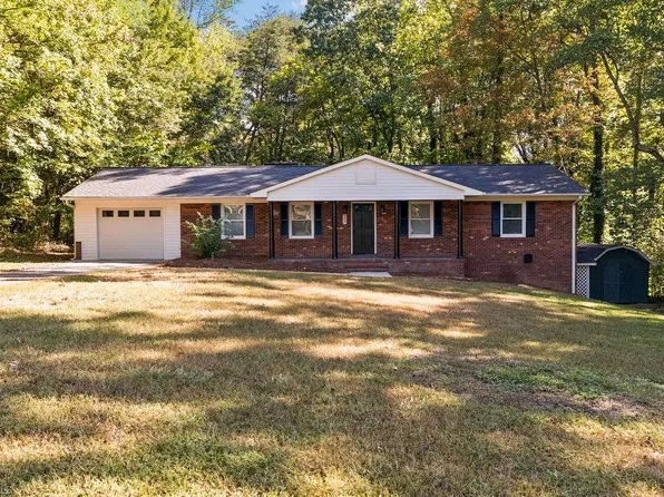 907 Westside Dr, Kernersville, NC 27284