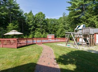 11 Enchanted Ln, Westbrook, ME 04092
