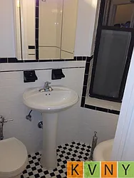 Rented by KVNY Soho