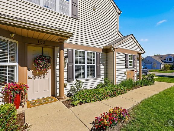 2nd image of 2904 Bartlett Ct Unit 102