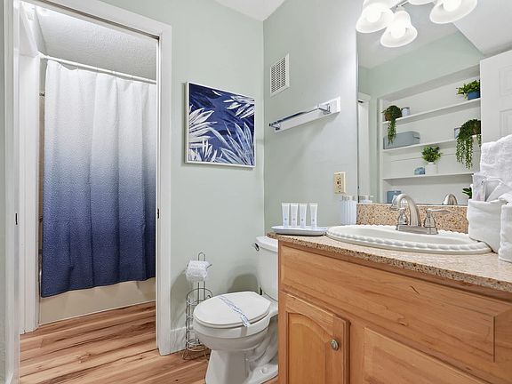 5th image of 8743 Thomas Dr Unit 131