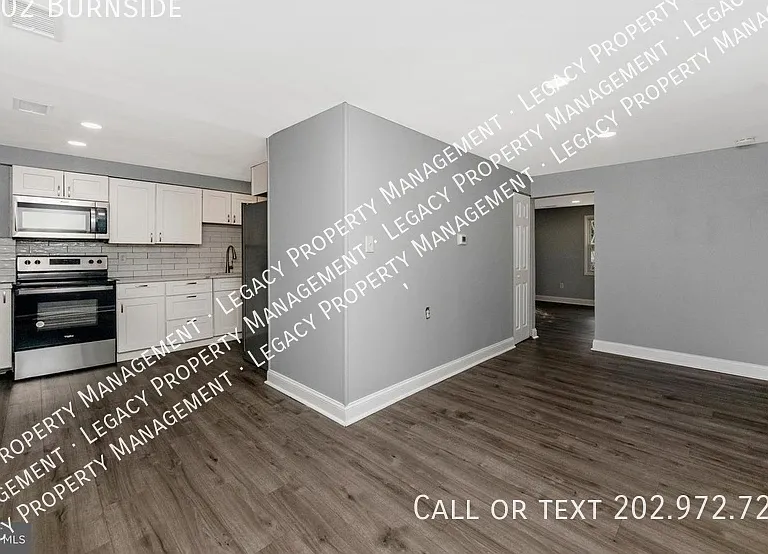 7702 Burnside Rd — Photo 5