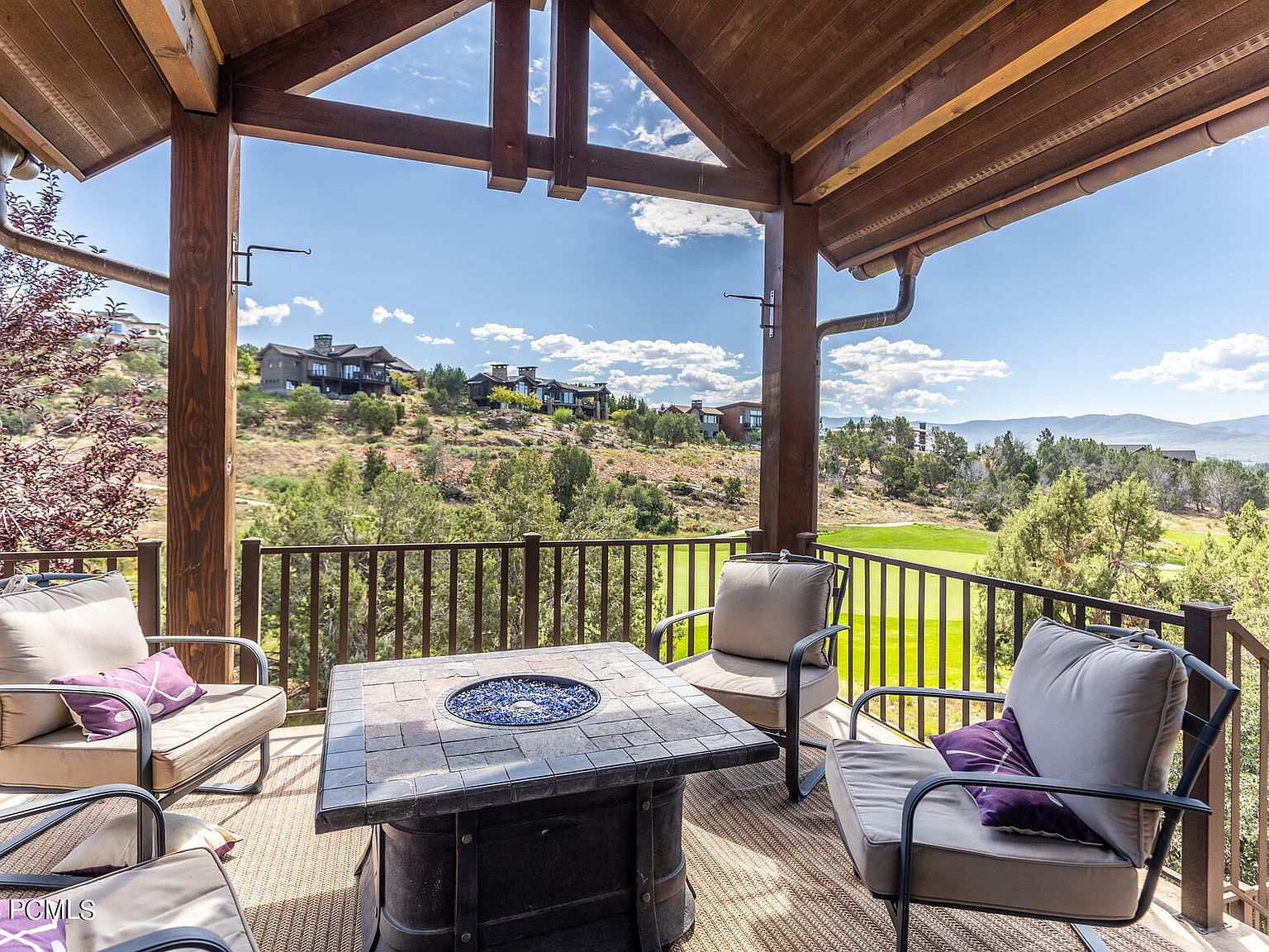 314 N Red Ledges Village Way