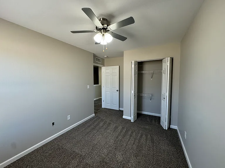 Creekside Apartments — Photo 70