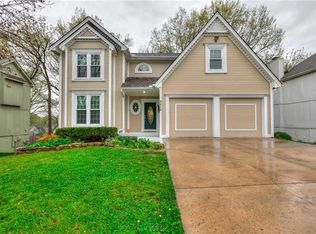8616 N Flora Ave, Kansas City, MO 64155