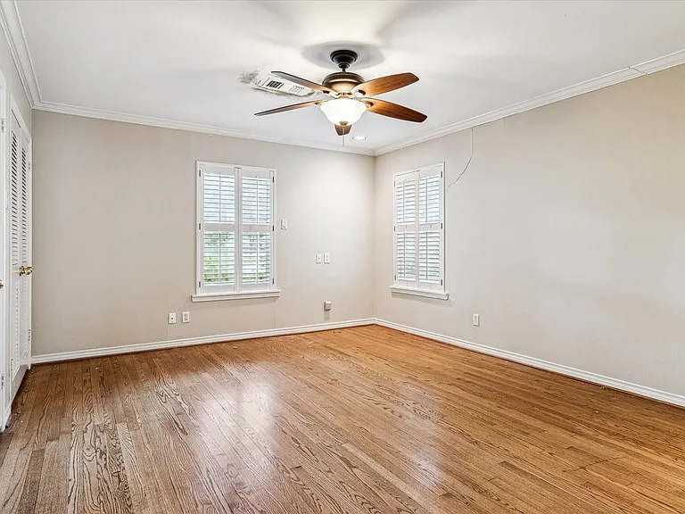 5505 Holly Springs Dr — Photo 14