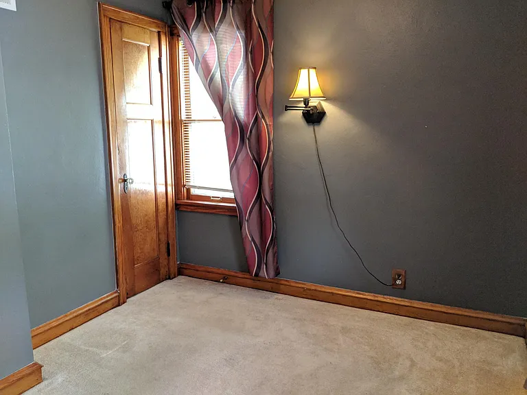 242 Edgewood Ln — Photo 14