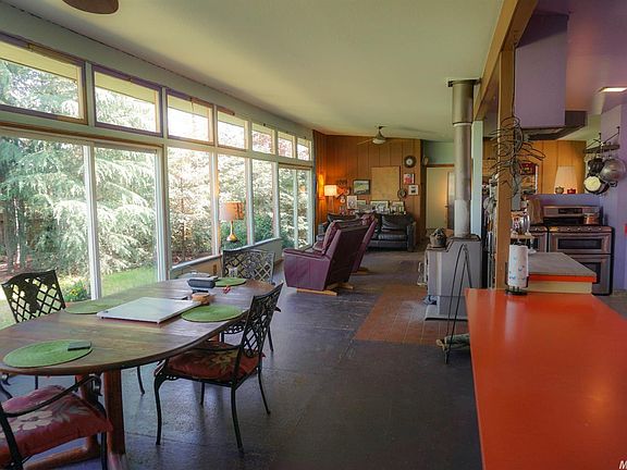 2nd image of 7596 Andrew Ln