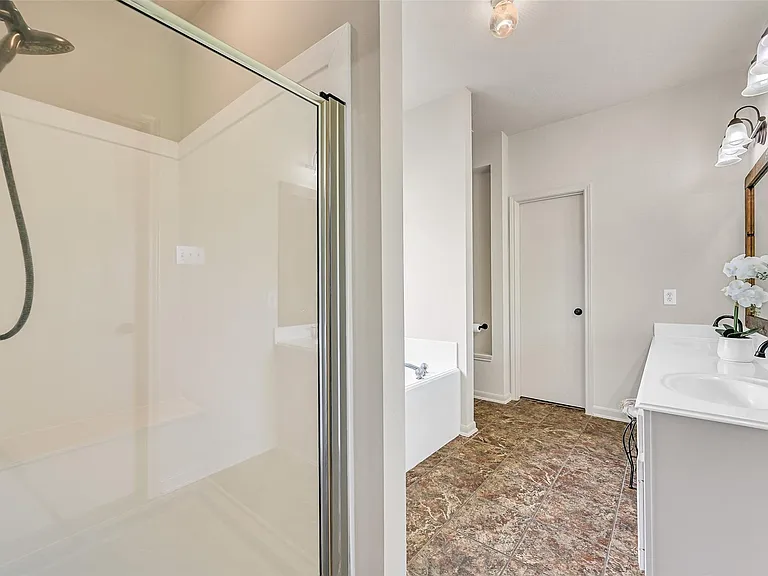 1404 Hollier Rd — Photo 24