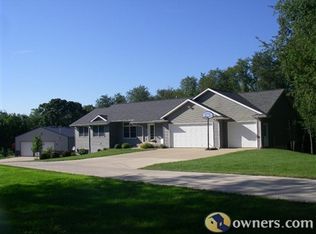 15051 Henry Rd, Morrison, IL 61270