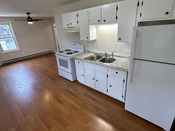 5th image of 109 Morris St #5