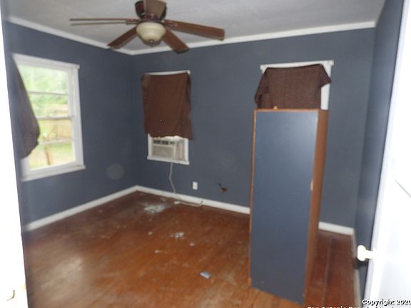 5th image of 315 Hermitage Ct