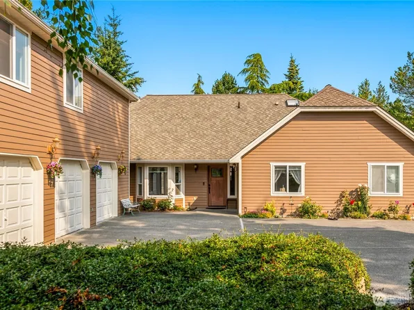 3836 Bay Lane, Anacortes, WA 98221