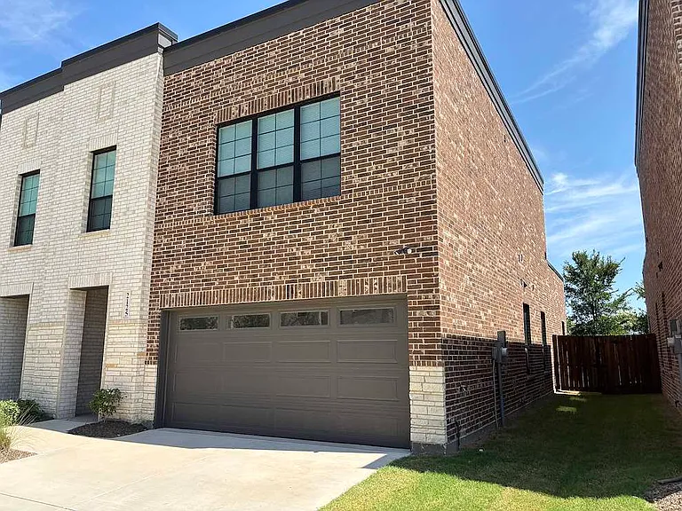 2125 Layla Dr — Photo 17