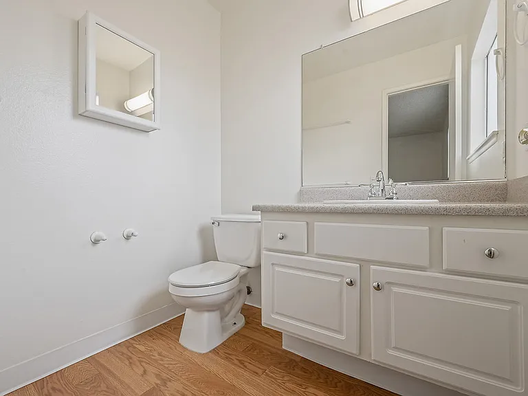 Monterey Villas — Photo 20