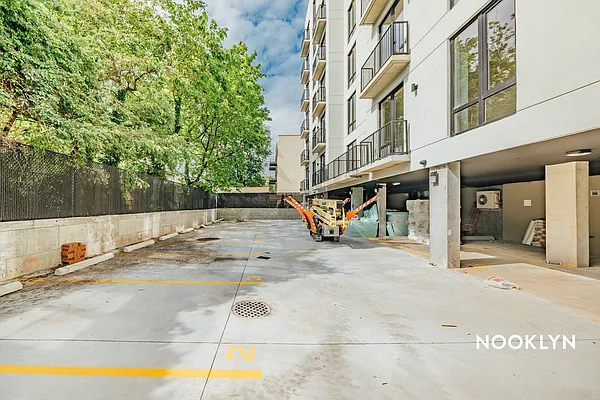 Rented by Nooklyn NYC LLC | media 46