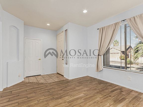 2nd image of 105 E Piccolo Ct