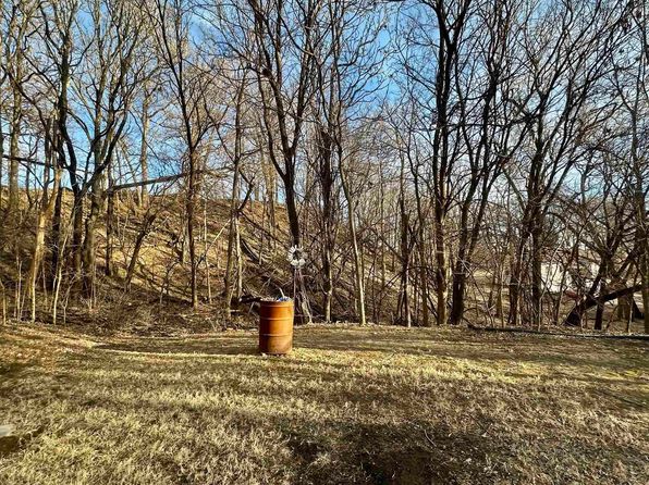 omaha-nebraska-442098574 picture