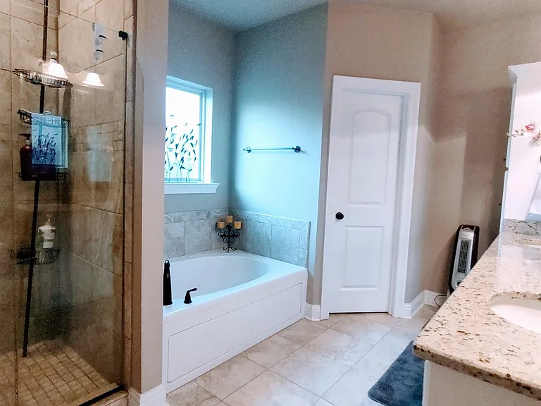 18081 Old Trail Dr — Photo 9