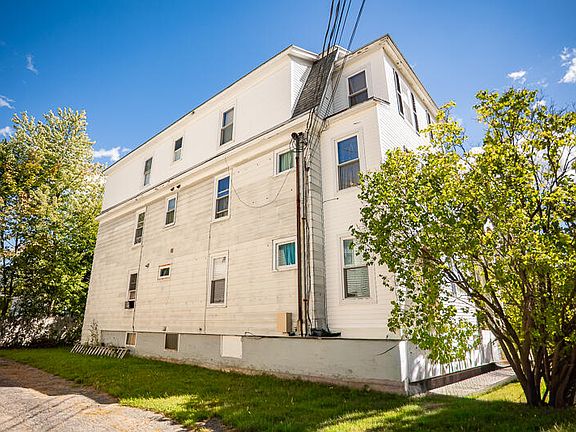3rd image of 236 Franklin Street
