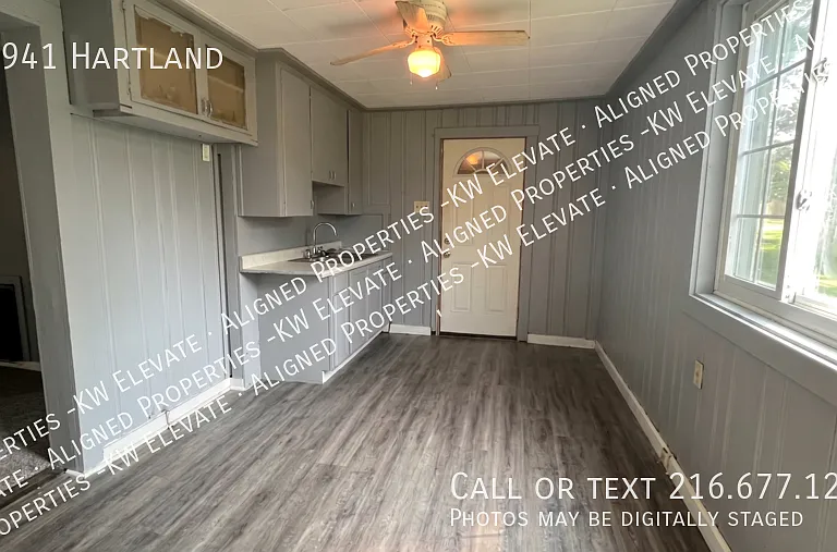 23941 Hartland Dr — Photo 10