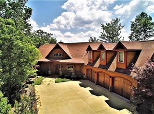 51 Lois Ln, Whittier, NC 28789