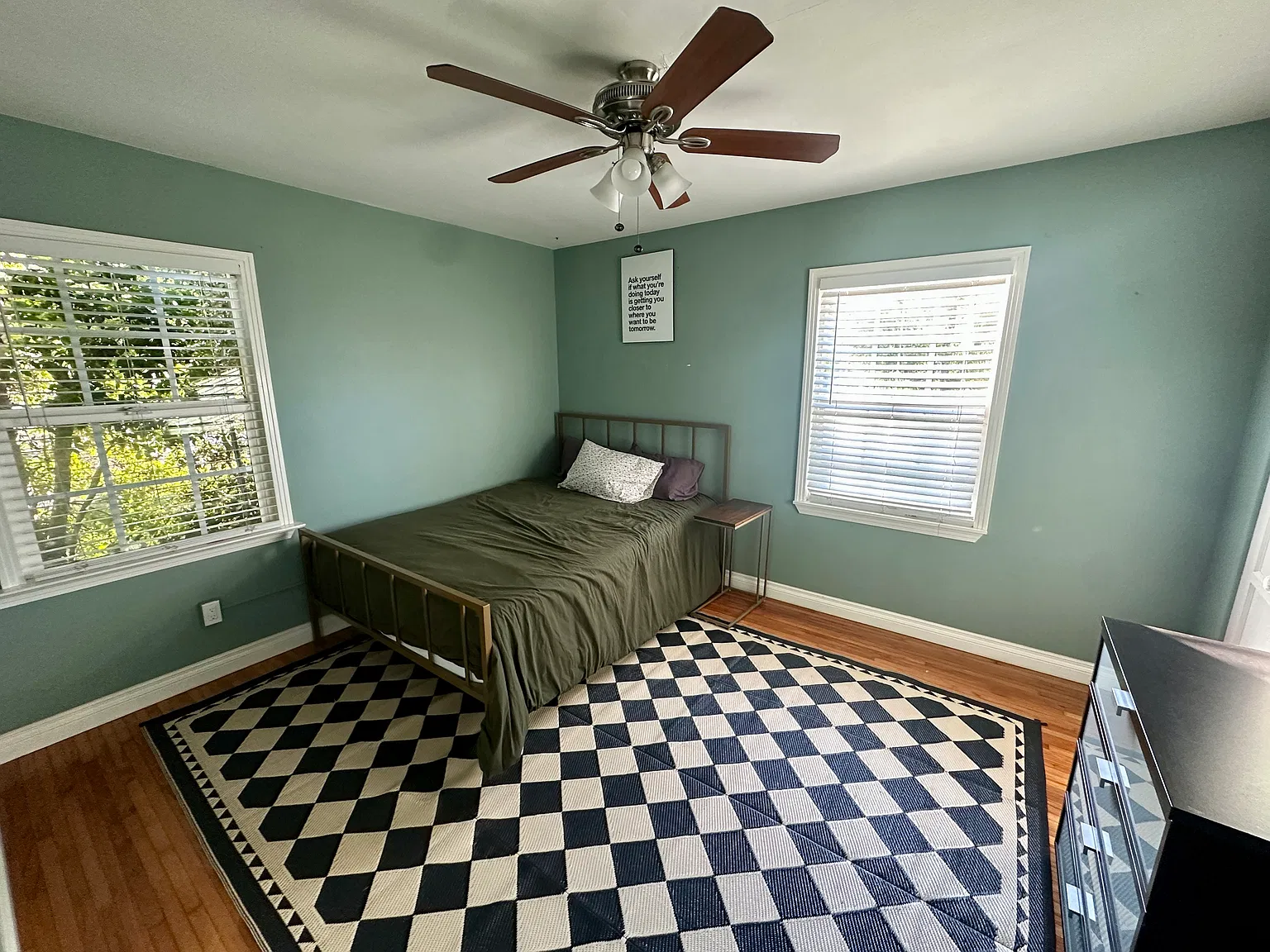 4027 Violet St — Photo 4