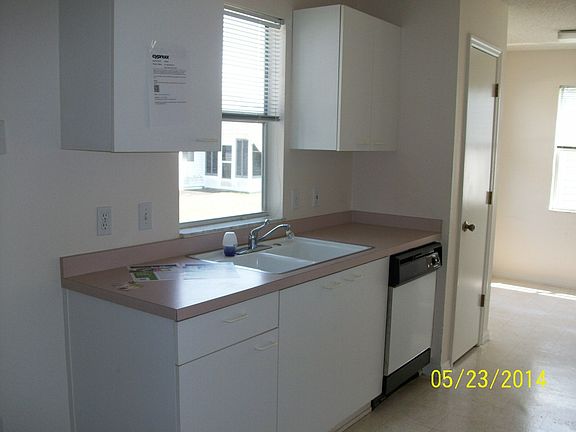 4th image of 611 San Maria St