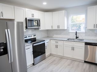 522 Hampden St, Holyoke, MA 01040