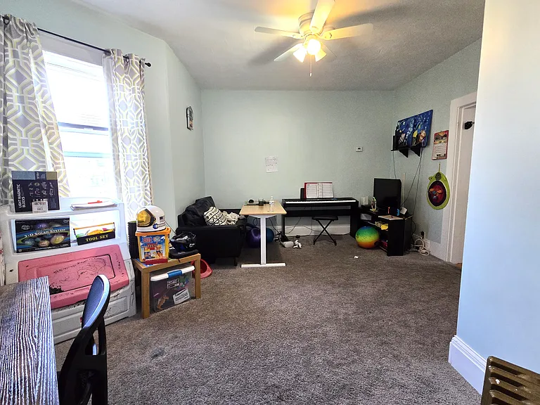 17 Melvin St #2 — Photo 5
