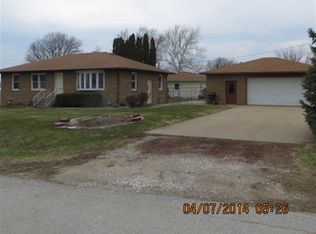 907 W Edgington St, Reynolds, IL
