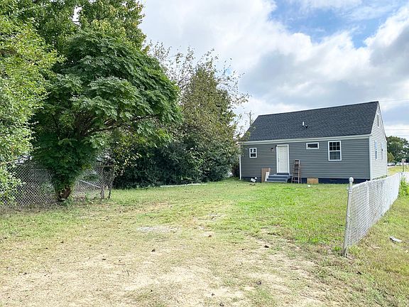 5th image of 1600 N 31st St