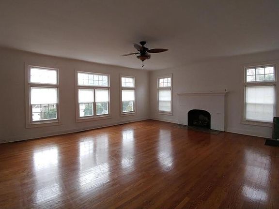 4th image of 233 N Gilmer Park