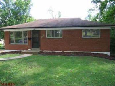 8001 Noel Ct, Saint Louis, MO, 63130