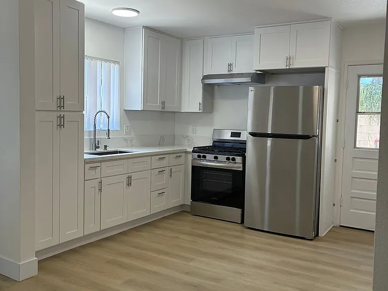 772 N Mallard St — Photo 2