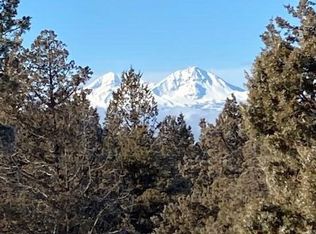 20925 Gift Rd, Bend, OR 97703