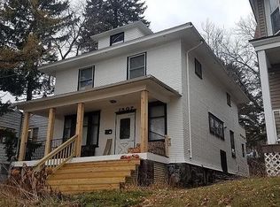 1507 E 3rd St, Duluth, MN 55812