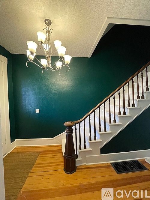 1st image of 9 E Dale St APT 1