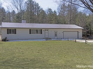 6572 Old State Rd, Stanwood, MI 49346