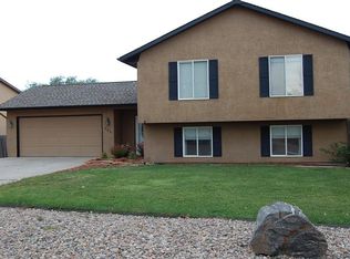 825 S Kline Dr, Pueblo West, CO 81007